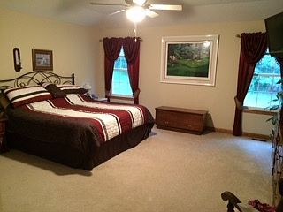 3rd image of 4894 Clarke Dr