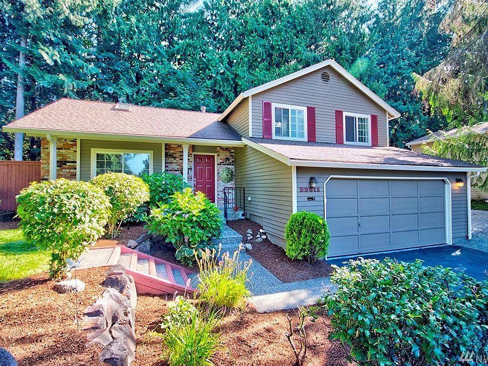 1st image of 22811 NE 25th Way