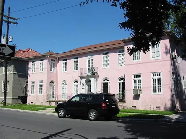 7801 Hampson St APT C, New Orleans, LA 70118
