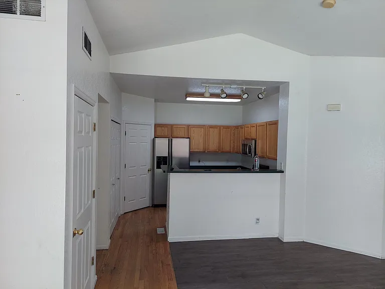 23-12202 E 2nd Dr #23 — Photo 3