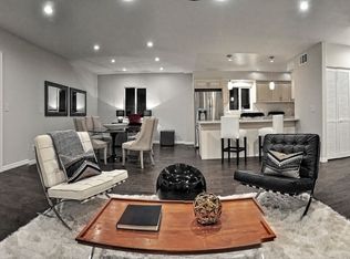 1422 S Sycamore Ave, Los Angeles, CA 90019