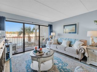 100 Helmsman Way APT 106, Hilton Head Island, SC 29928