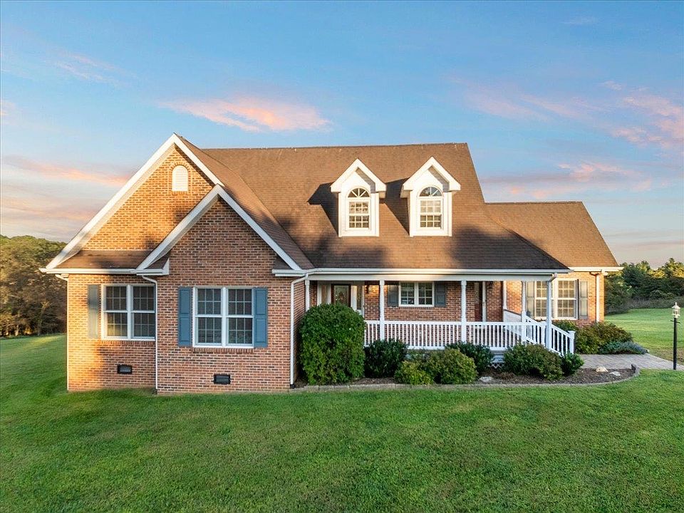1st image of 217 Alpine Ridge Ln