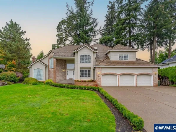 1577 Webster Dr SE, Salem, OR 97302
