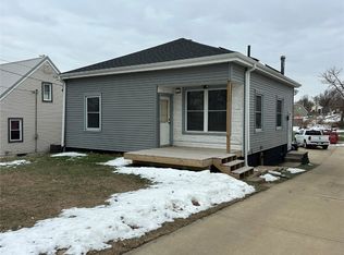 259 27th Ave SW, Cedar Rapids, IA 52404