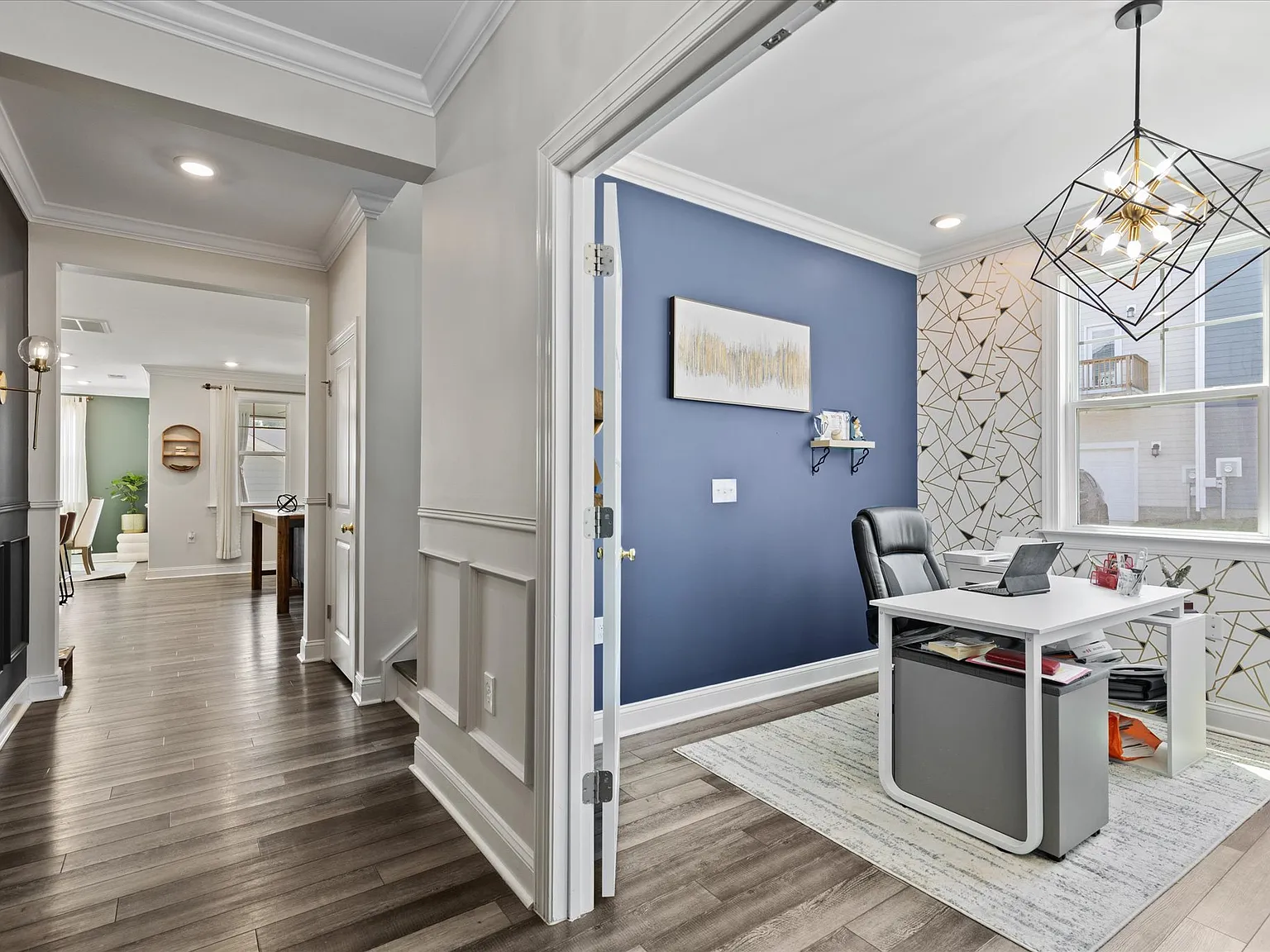 4 bed, 2543 sqft, $4,250 — Photo 3