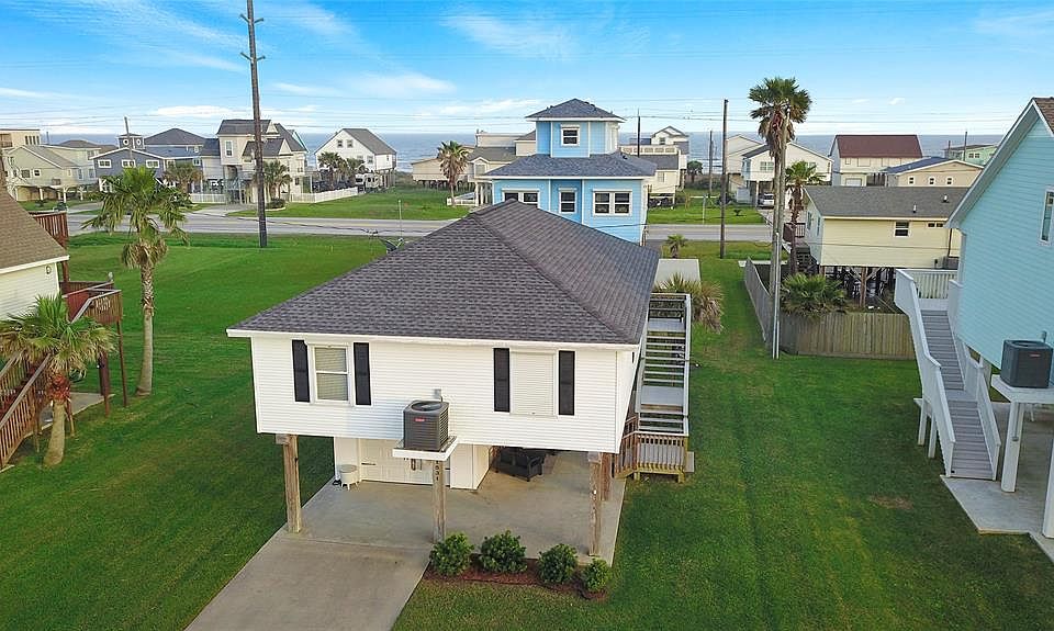 1st image of 21531 Zachary Dr