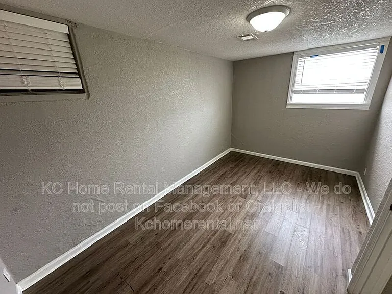 300 Hill St #A — Photo 21