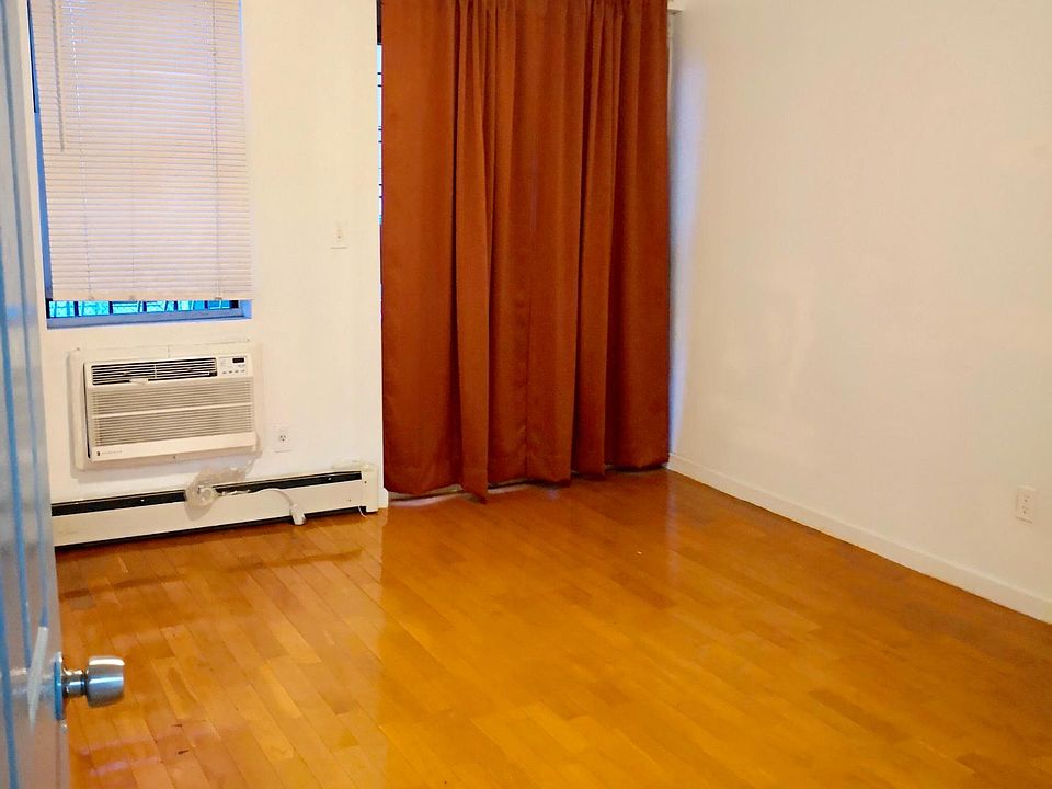 1st image of 11118 37th Ave