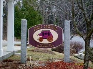 44 Old Stage Rd, Litchfield, NH 03052