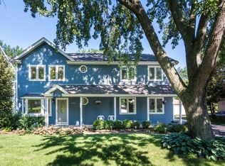 5725 Pershing Ave, Downers Grove, IL 60516