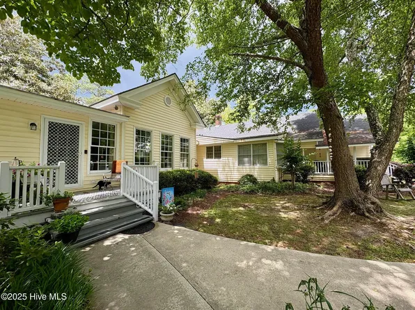 412 N Franklin Street, Whiteville, NC 28472