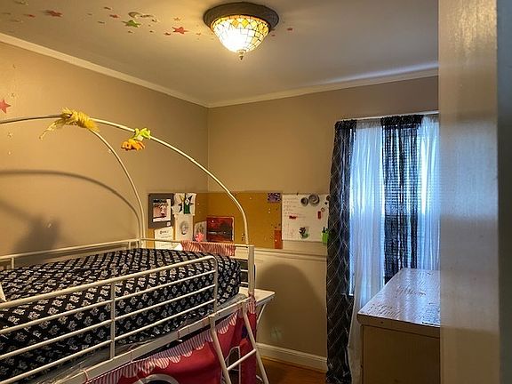 5th image of 8624 S Blackstone Ave