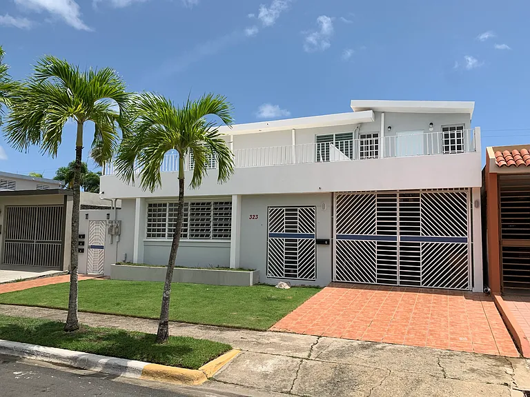 323 Calle 26 #D — Photo 1