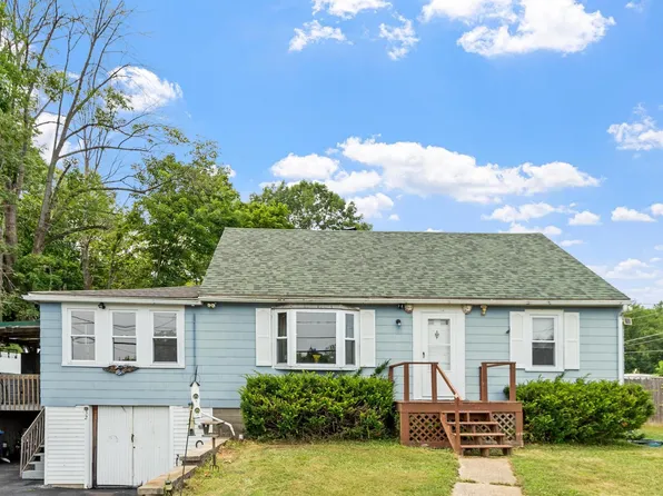 32 Rollins Road, Rollinsford, NH 03869