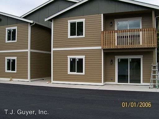 1st image of 1107 Woodland Ave APT B206