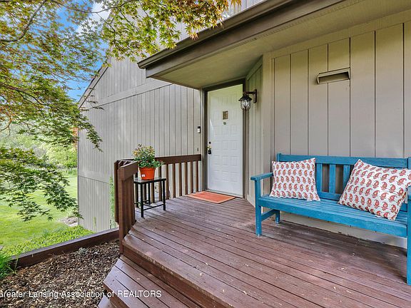 3rd image of 5431 Wild Oak Dr #20