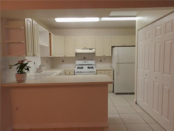 5th image of 6211 SW 116th Pl #C-22