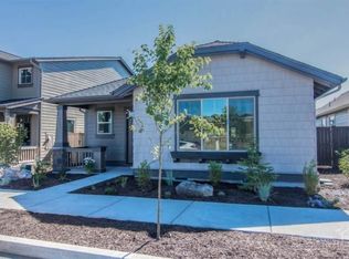 3170 SW 28th St, Redmond, OR 97756