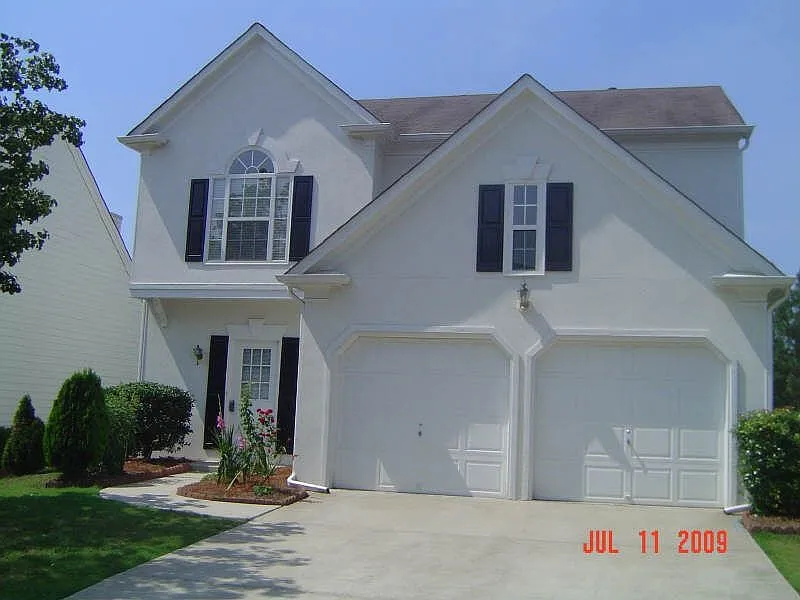 460 Chippenham Ct photo 1