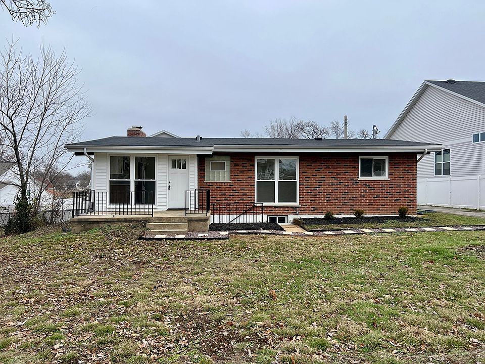 1st image of 1120R Gilbert Ave