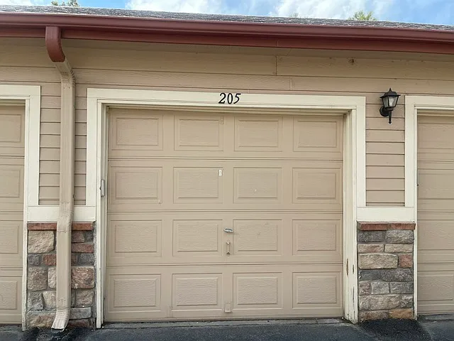 8457 S Hoyt Way #303 — Photo 34