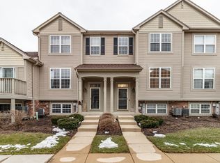 748 Cherry Creek Dr, Grayslake, IL 60030