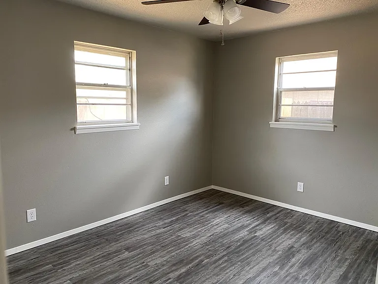 4802 Westway Trl — Photo 8