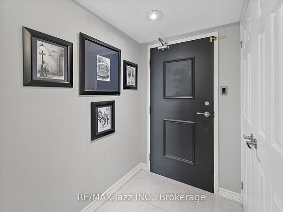 4th image of 360 Watson St W #1003