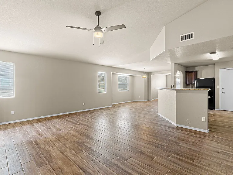 7224 Dust Storm Ln — Photo 15