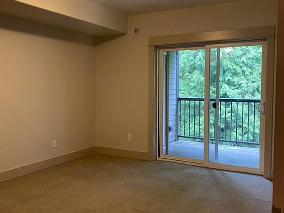 2nd image of 18609 SE Newport Way APT 202