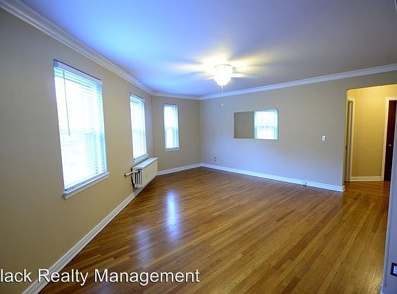 4th image of 328 W 8th Ave APT 309