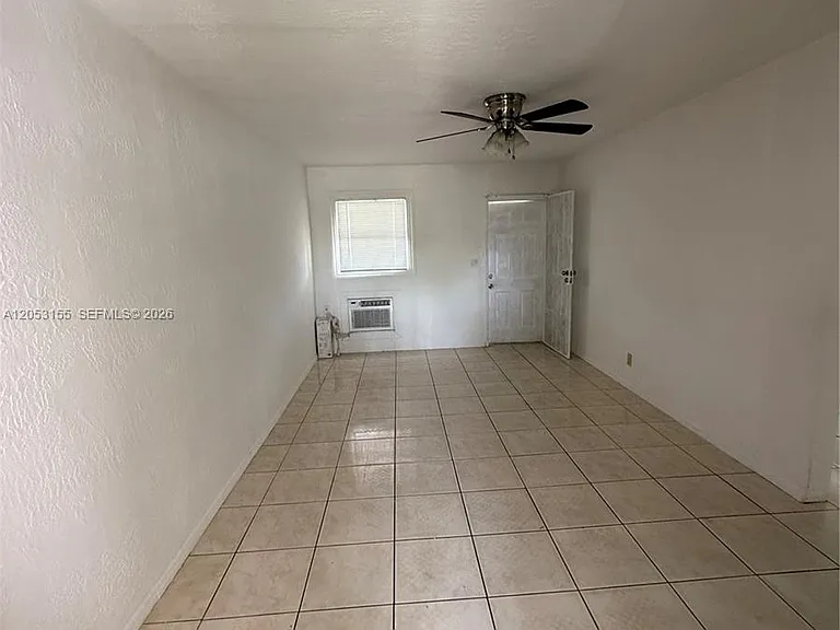 708 N 20th Ct #1-2 — Photo 4