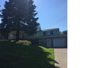 7814 Zimmerman Rd, Hamburg, NY 14075