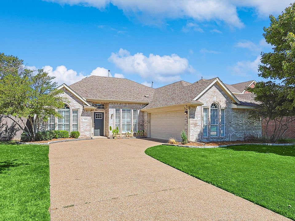 1st image of 544 Layton Dr