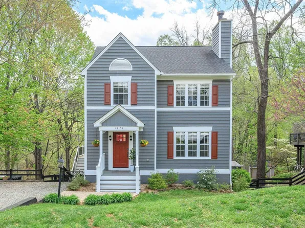 1475 Willow Lake Dr, Charlottesville, VA 22902