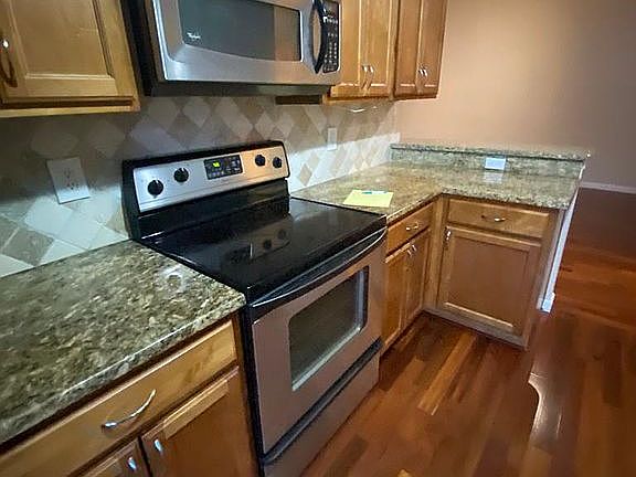 5th image of 7759 Sugar Bend Dr
