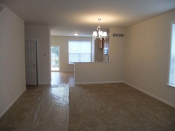 2nd image of 3818 James St