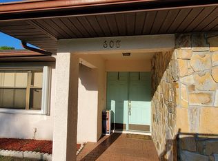 608 Ribaut Rd, Fort Pierce, FL 34947