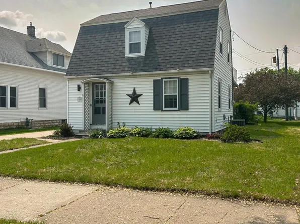 505 E 4th St, Winona, MN 55987