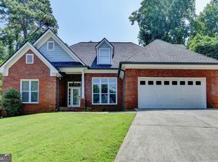 5730 Elm Tree Dr, Buford, GA 30518