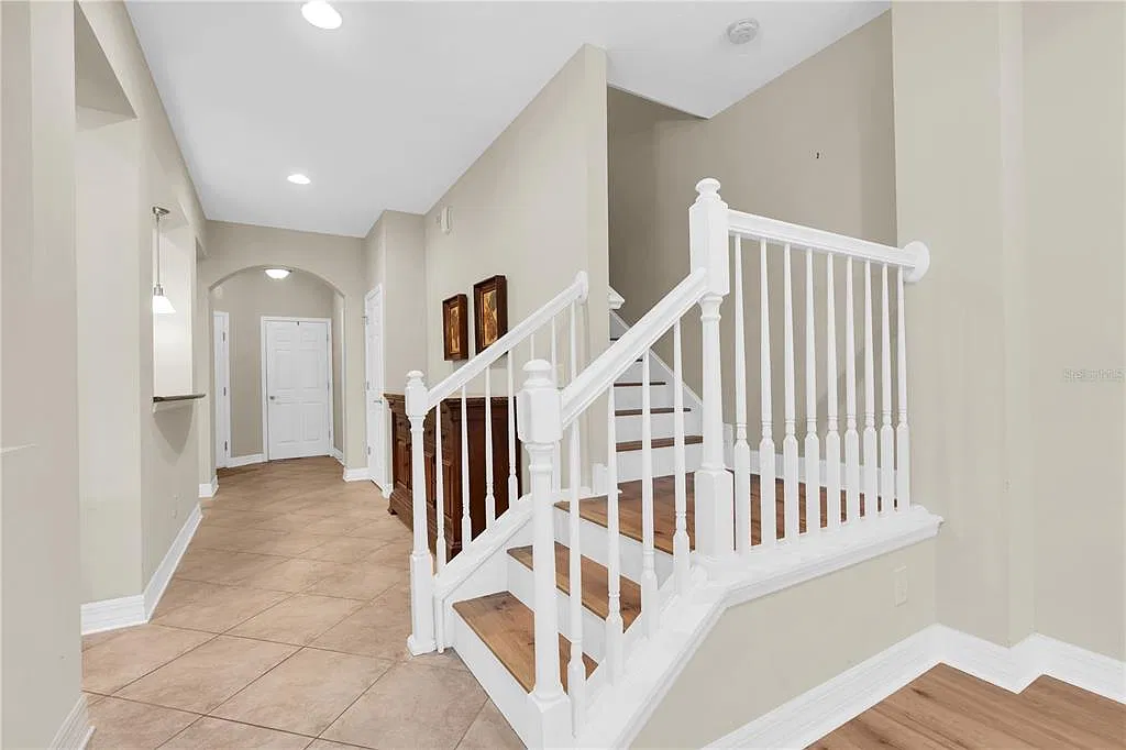 3 bed, 2.5 bath, 1863 sqft, $2,790 — Photo 4