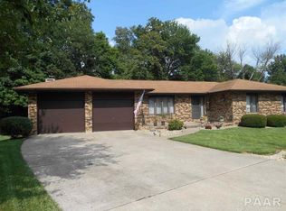 129 Medina Ct, East Peoria, IL 61611