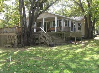 142 Shady Shores Dr, Mabank, TX 75156