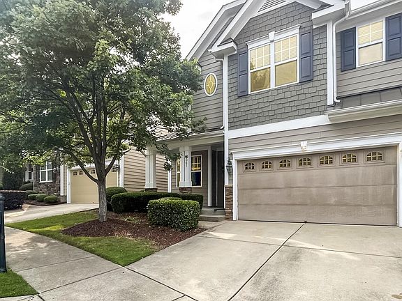 2nd image of 341 Hammond Oak Ln