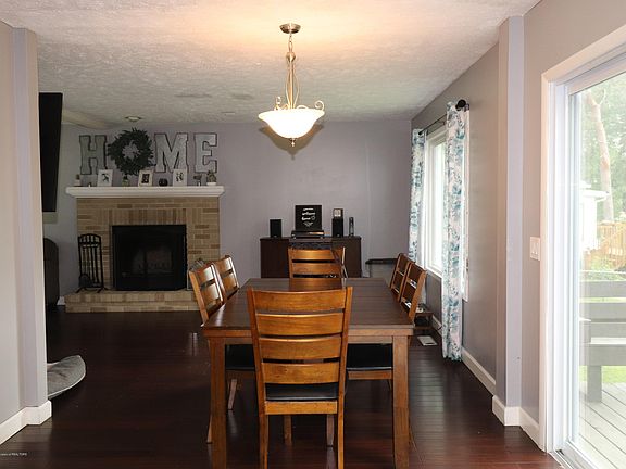 5th image of 5621 Creekwood Ln