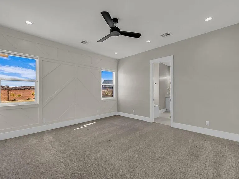 4159 S 490 E — Photo 17