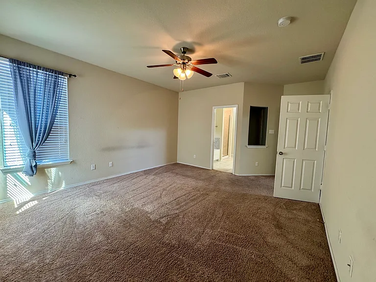 5300 Crossville Dr — Photo 9
