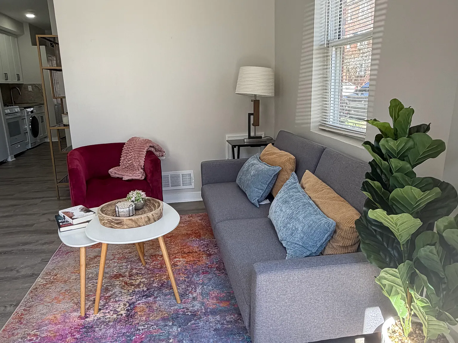 1 bed, 650 sqft, $1,980 — Photo 3