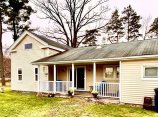 5653 Humphrey Rd, Great Valley, NY 14741